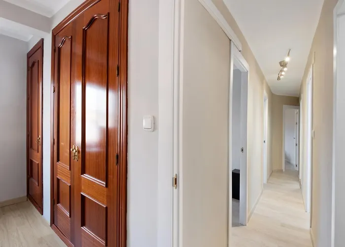 Apartamento De 3 Habitaciones En El Centro